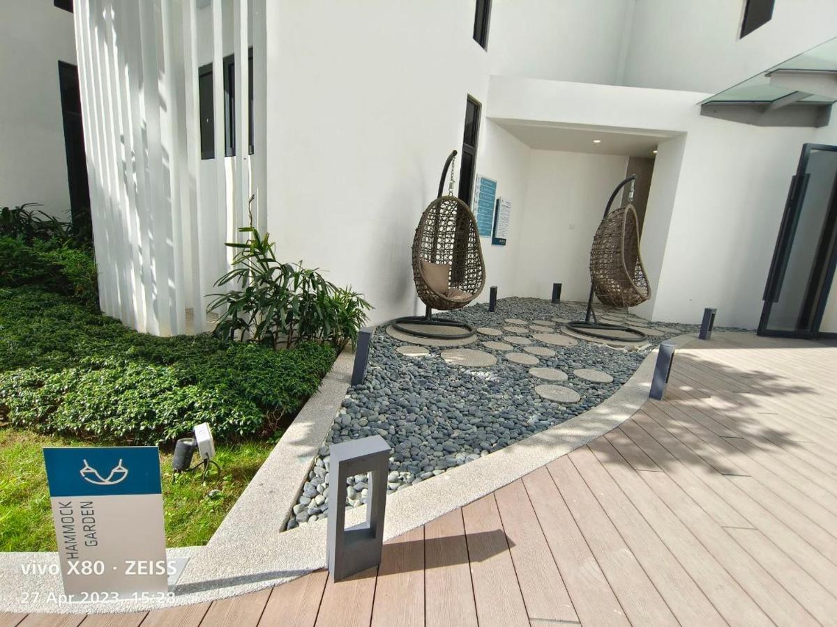 Relaxing @suzana The Shore * Kota Kinabalu